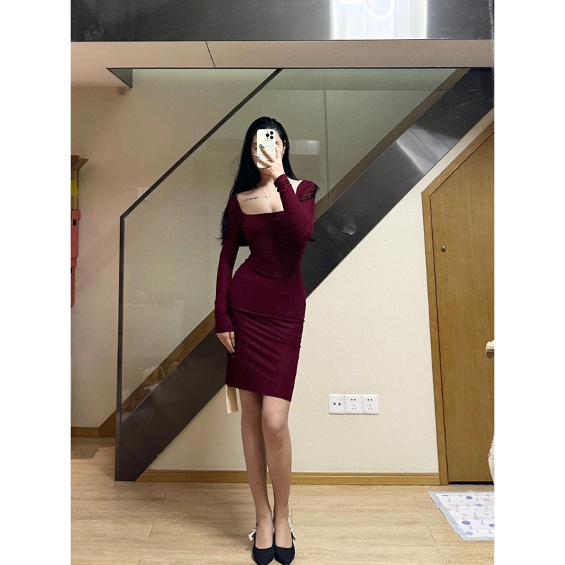 卜斯斯同款深酒红罗纹针织方领修身打底包臀连衣裙