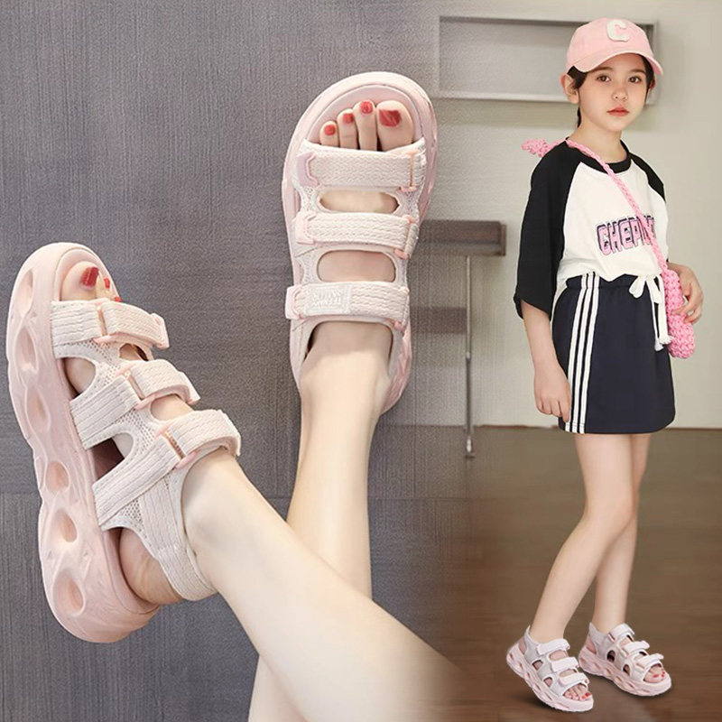 女童凉鞋2026夏季新款儿童软底防滑运动鞋子中大童女孩时尚沙滩鞋