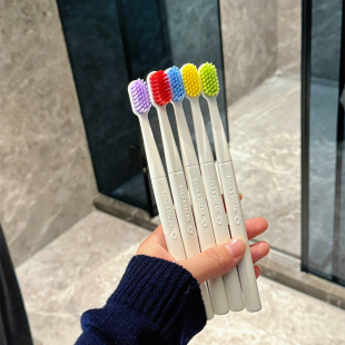 男女护龈便携旅行 气牙刷成人软毛情侣家庭装 DoraADream朵拉 梦元