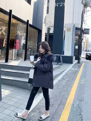 A three good small winter wear with high 2020 Winter new tooling Pike down jacket women jacket