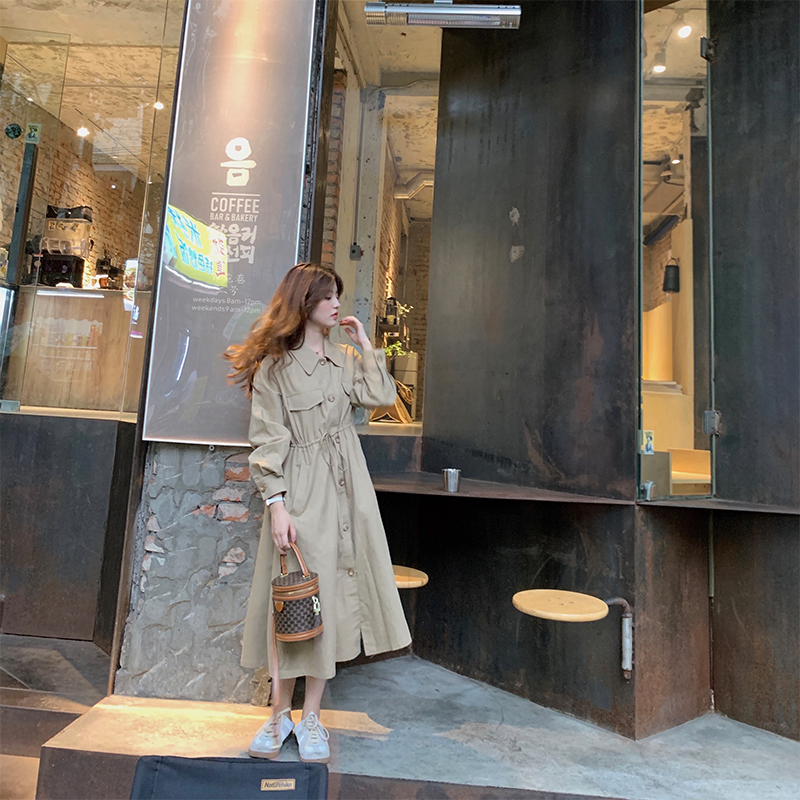 13良品小个子 收腰风衣连衣裙 2020新款宽松显瘦150中长裙外套女