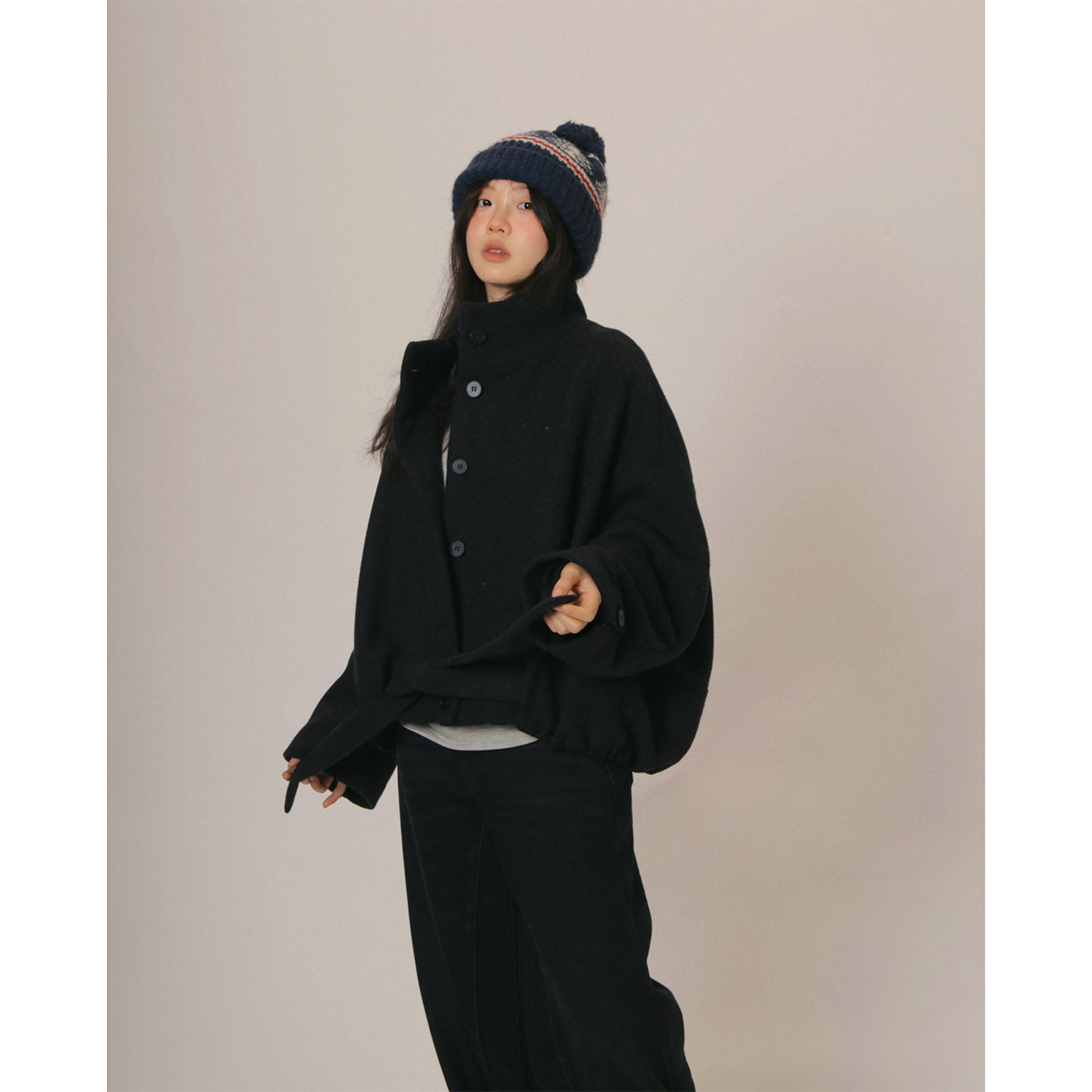 宽松收腰黑色双面呢短款大衣外套