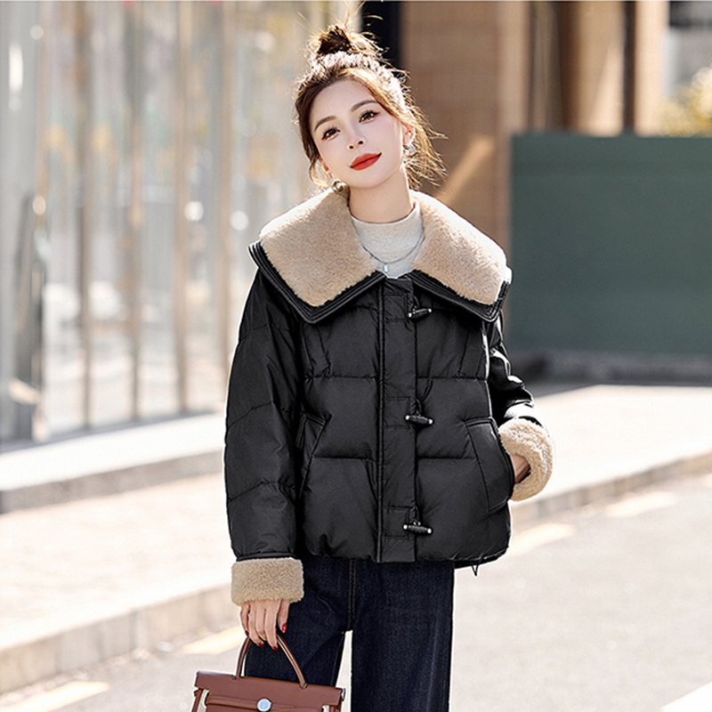 白鸭绒pu皮衣大码羽绒服