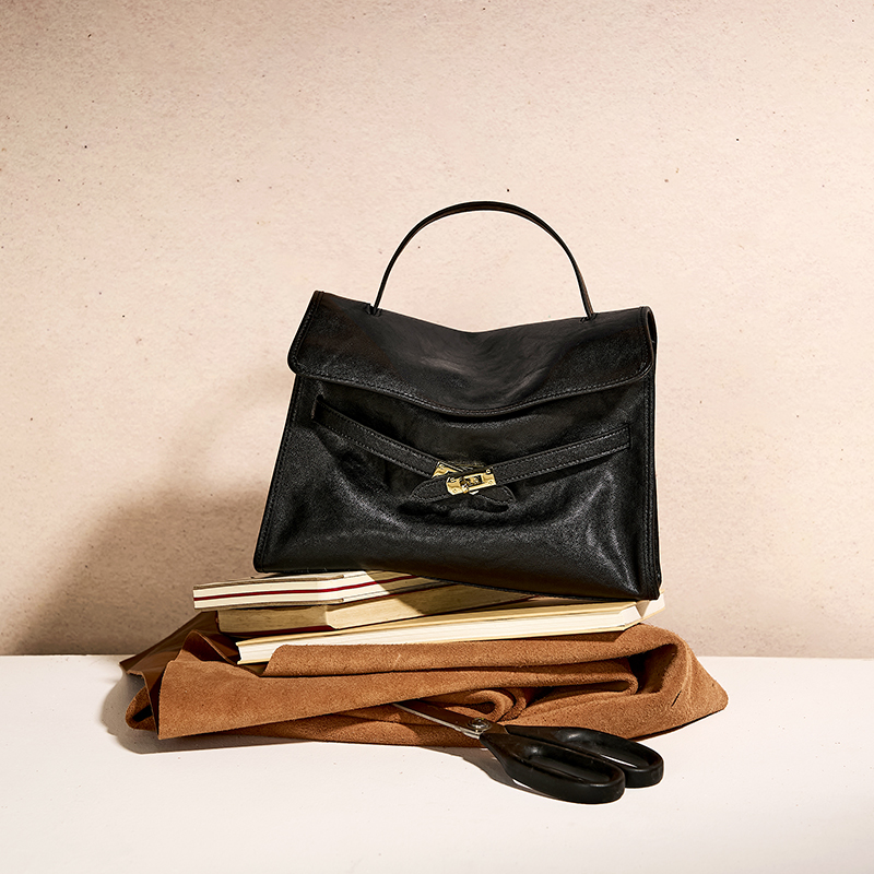 ELLE女包2025新款复古植鞣斜挎包百搭单肩高级感大容量手提包