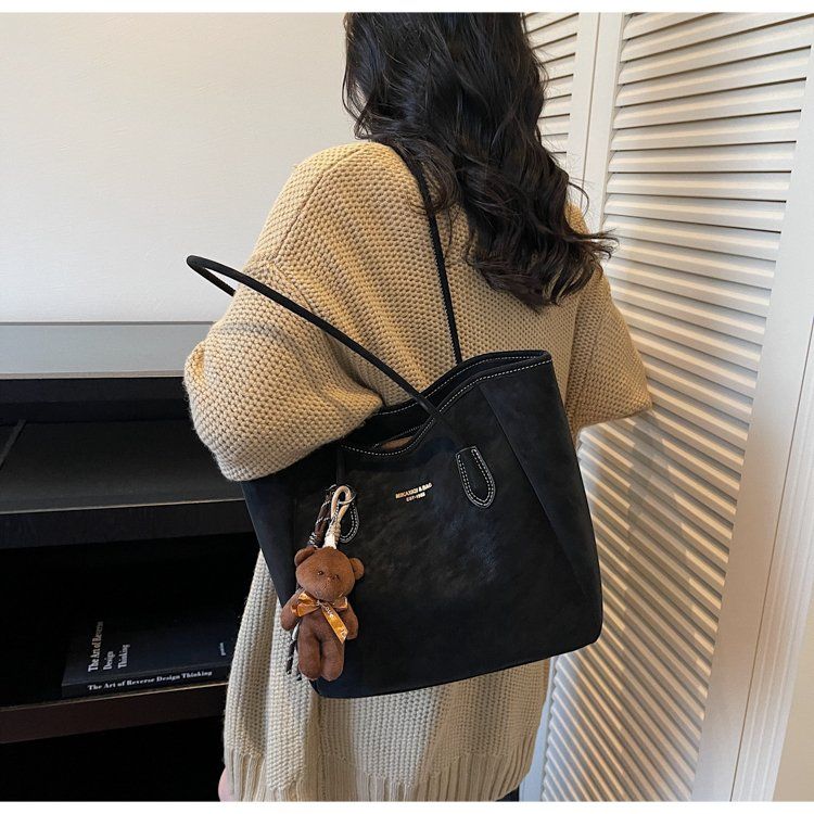 女包25新款菜篮子手提包时尚水桶包托特包单肩斜挎包专柜潮