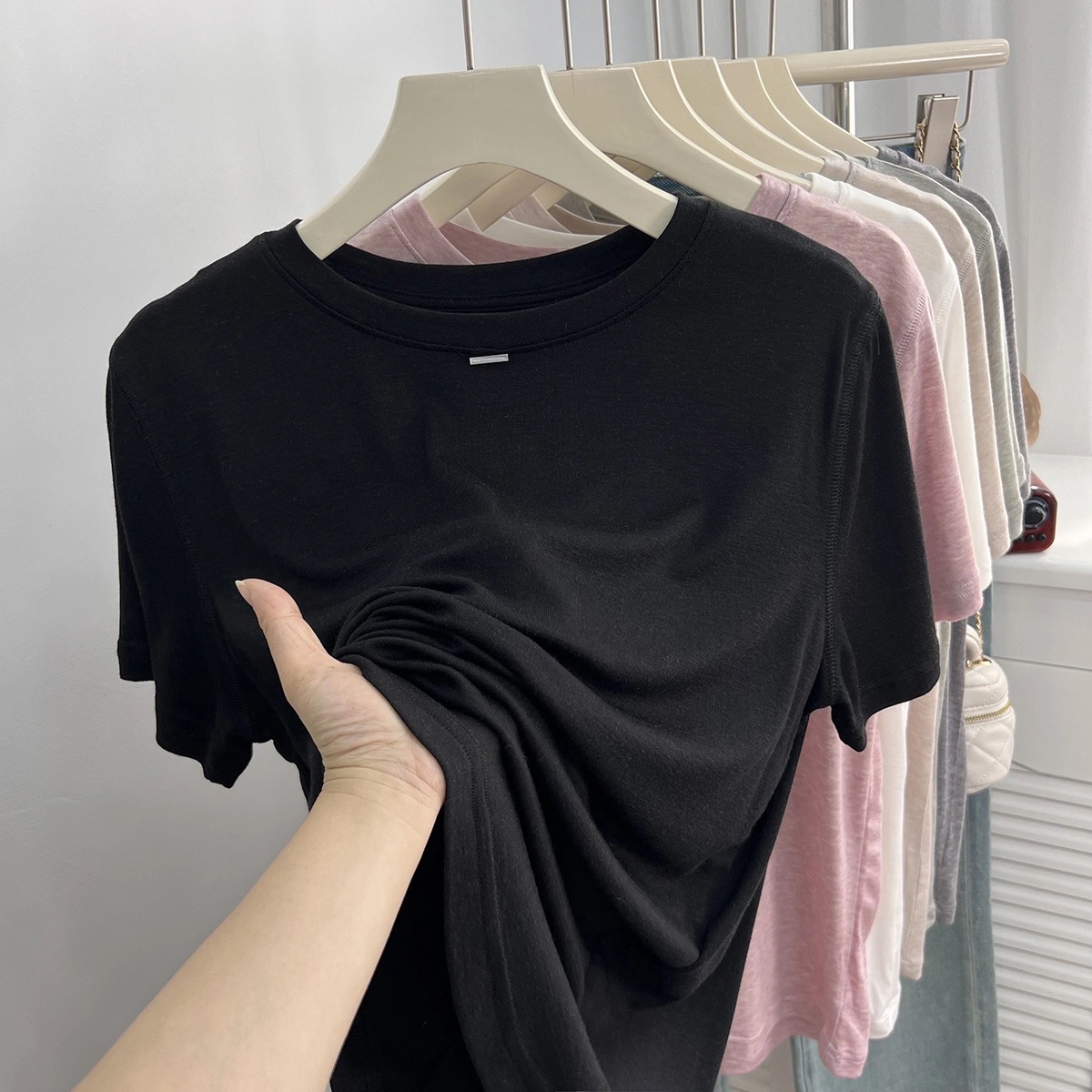 大码300斤轻薄柔软莱赛尔天丝短袖t恤女胖mm夏季宽松圆领清凉上衣