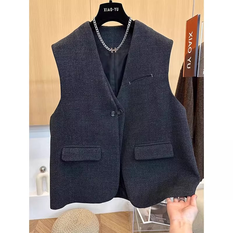 胖MM大码300斤高级感V领无袖坎肩毛呢马甲背心女秋冬时尚宽松上衣