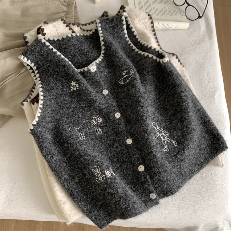 大码300斤韩系减龄刺绣绵羊毛马甲开衫女秋冬胖MM花边贝壳扣毛衣2