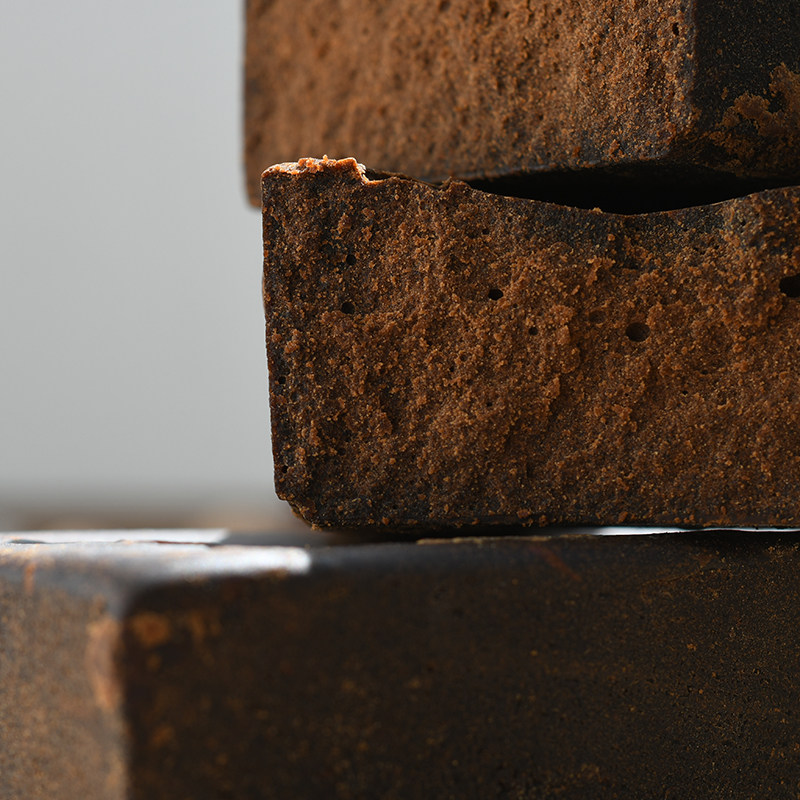 云南纯手工熬制土红糖古法黑糖块老红糖正品甘蔗大理老糖砖