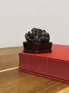 迷你赏石 天然太湖石山形摆件 小花洞原石原底 手把玩件 书桌茶桌