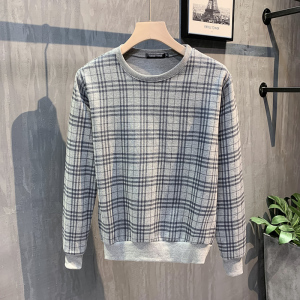 灰色挂拍 2023秋装修身印花圆领卫衣男潮W055-P48 控价68图片
