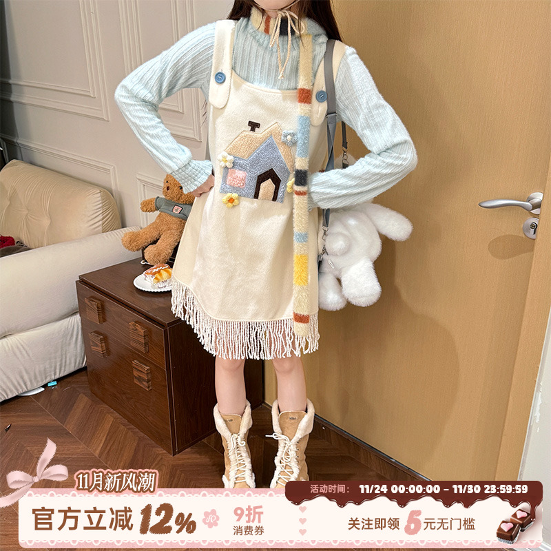 杏色连衣裙子女秋冬可爱连衣裙子