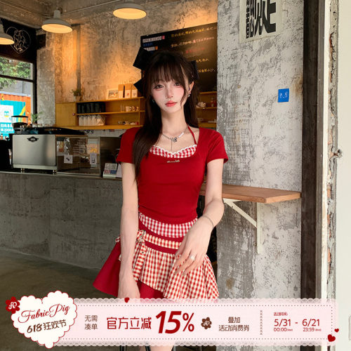 甜酷风红色假两件上衣套装女夏季