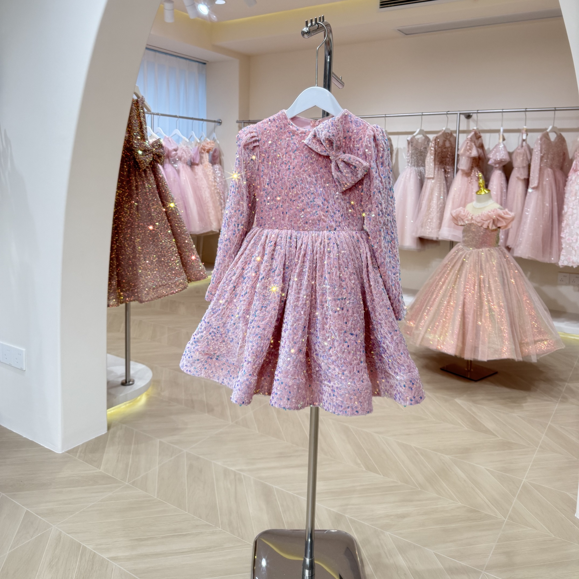 儿童礼服短款长袖亮片主持公主裙