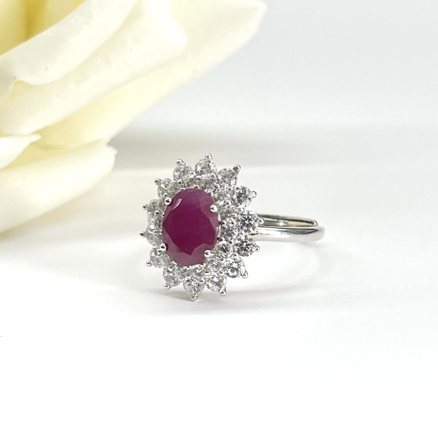 天然缅甸红宝石太阳花戒指约卡6*8mm