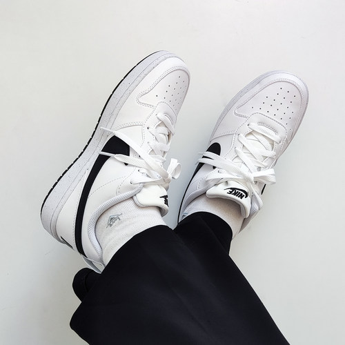 耐克板鞋经典女子小白鞋轻便透气