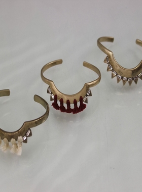 轻奢民族风流苏钻饰开口手镯