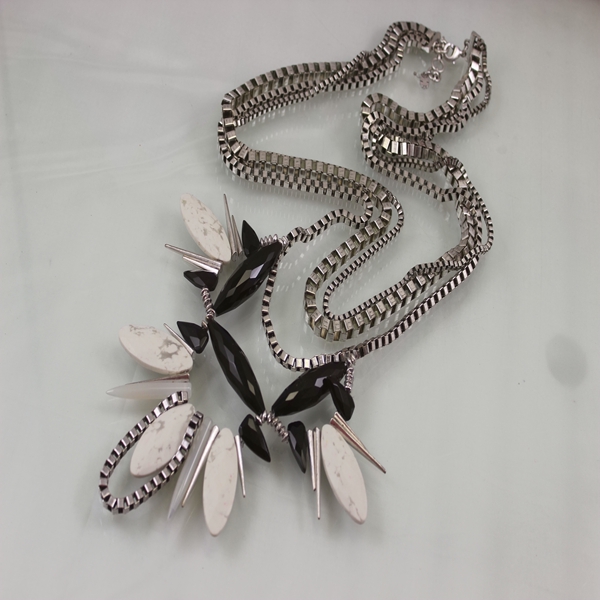 经典松石水晶长流苏质感项链