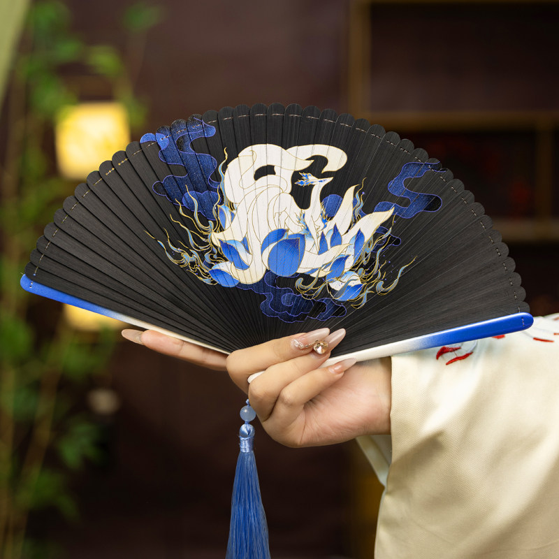 九尾狐全竹折扇5寸喷绘扇子渐变女式古风中国风汉服拍摄折叠小扇