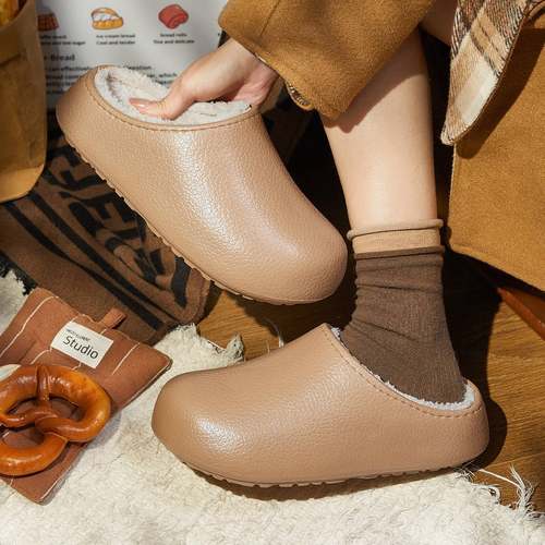 蚂蚁之恋秋冬新款时尚皮纹防水外穿居家情侣鞋套拖