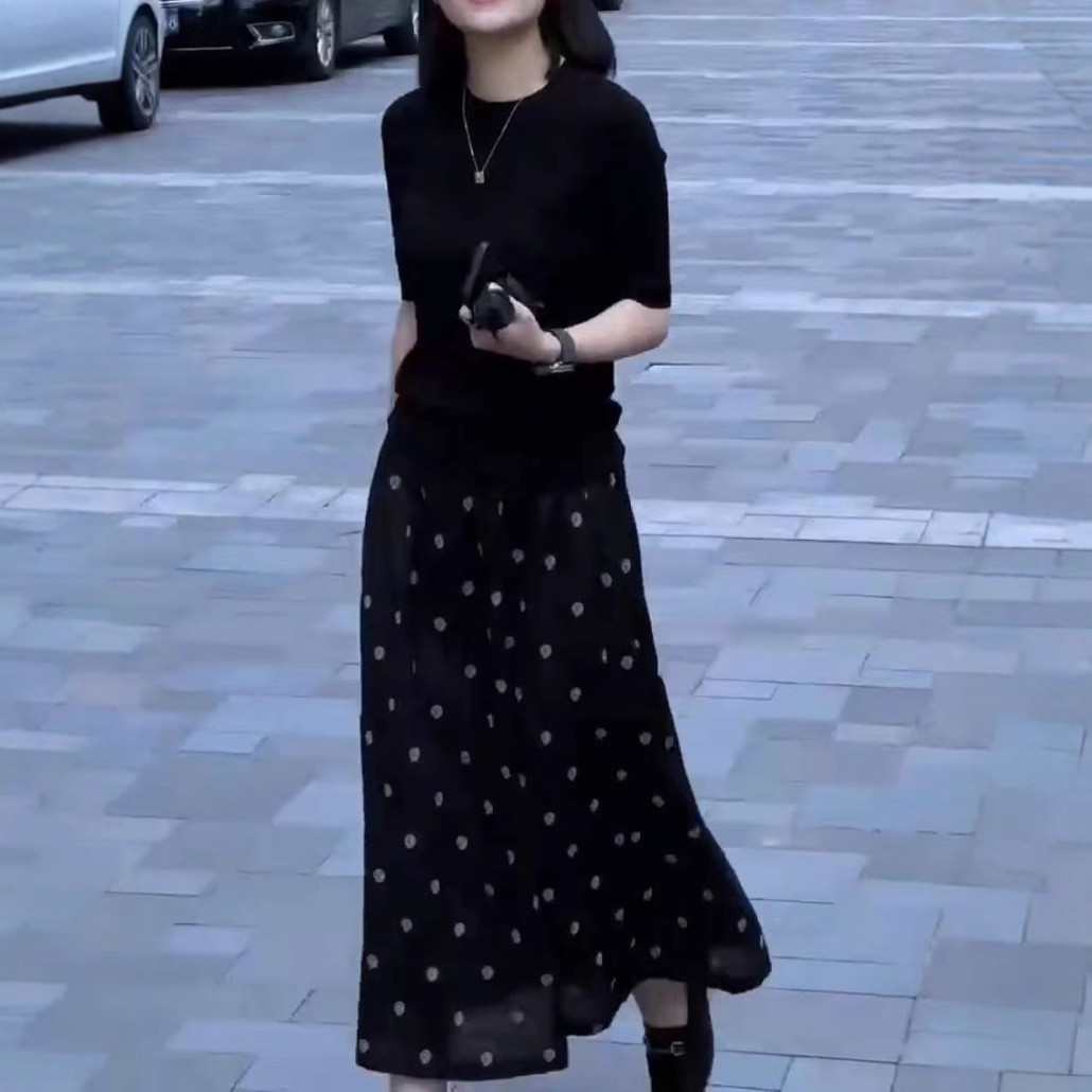 英国portney bell夏季新法式简约圆领短袖t恤高腰波点半身裙女