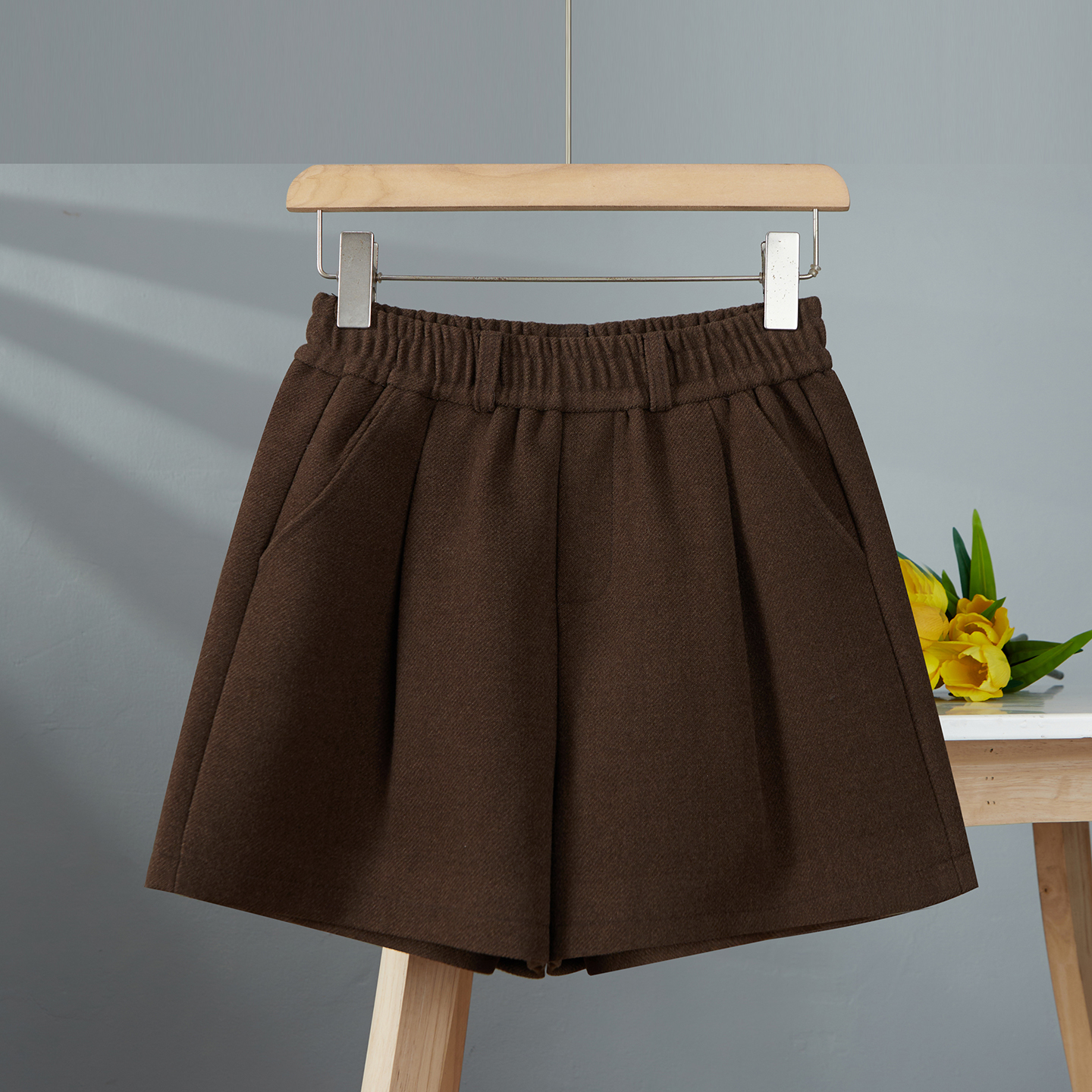 毛呢短裤女外穿冬加厚配靴子