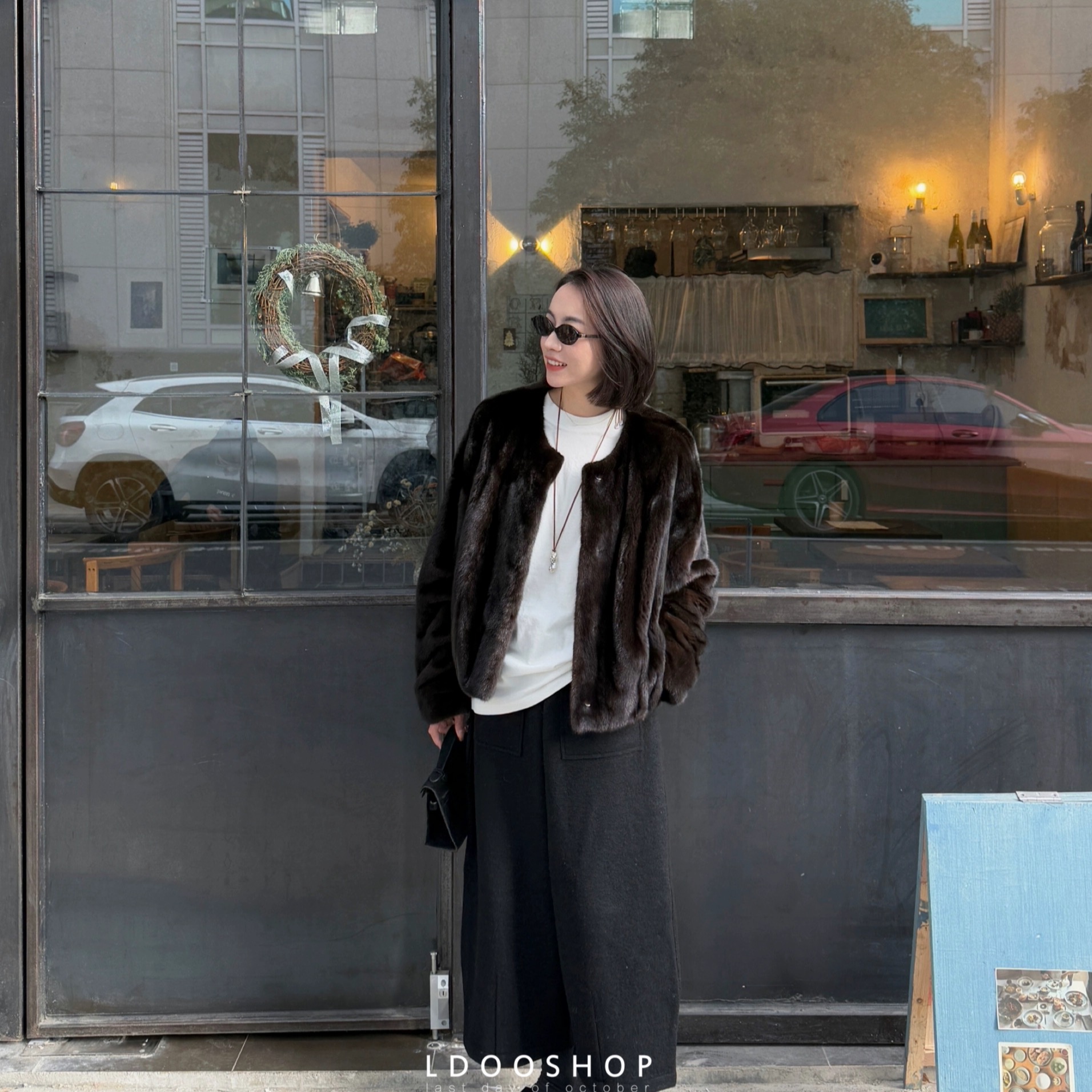 马赫根尼自然色圆领短款水貂皮草