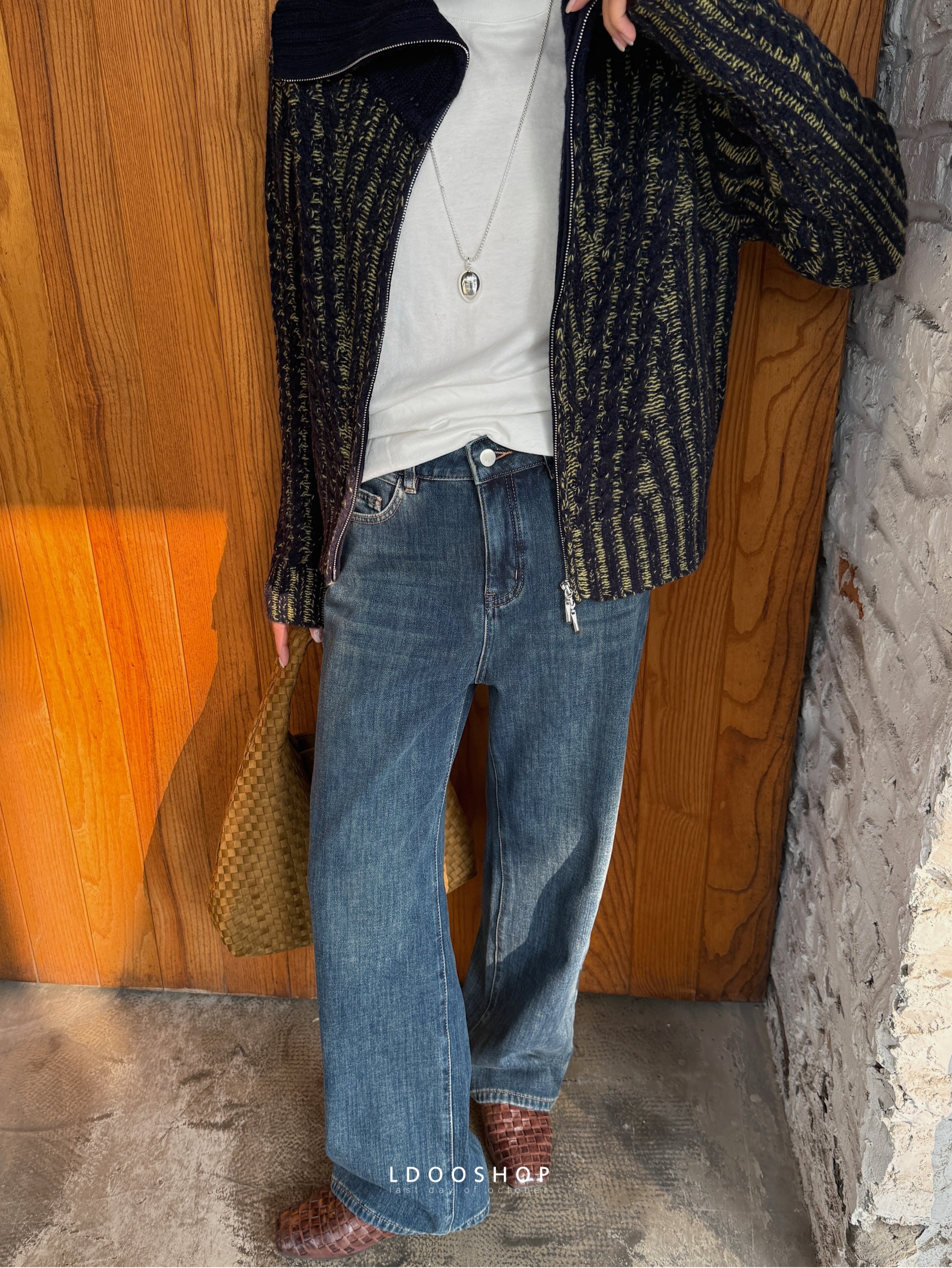 高腰弹力舒适保暖加绒阔腿牛仔裤