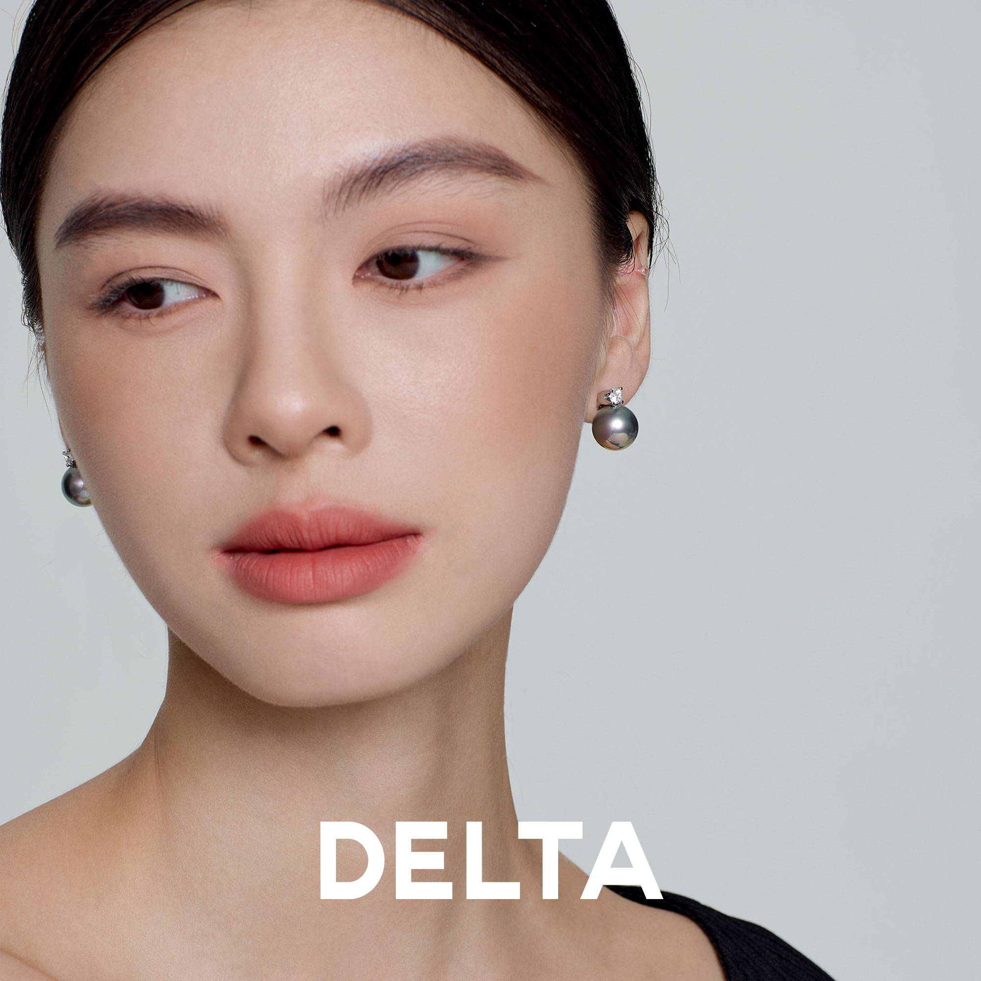 DELTA戴妃款大溪地珍珠耳钉轻奢