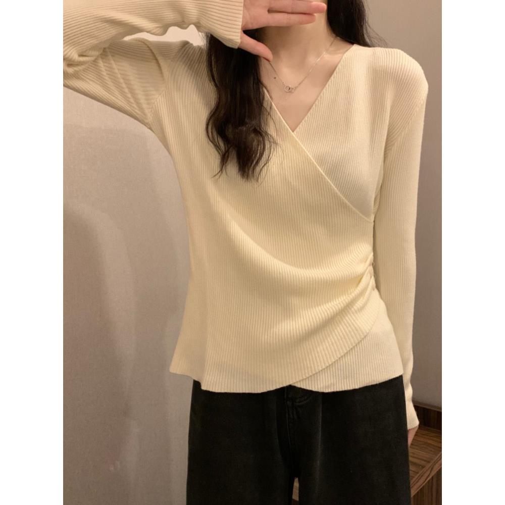 大码不规则V领毛衣长袖针织衫女秋冬穿搭胖mm收腰打底上衣0928e