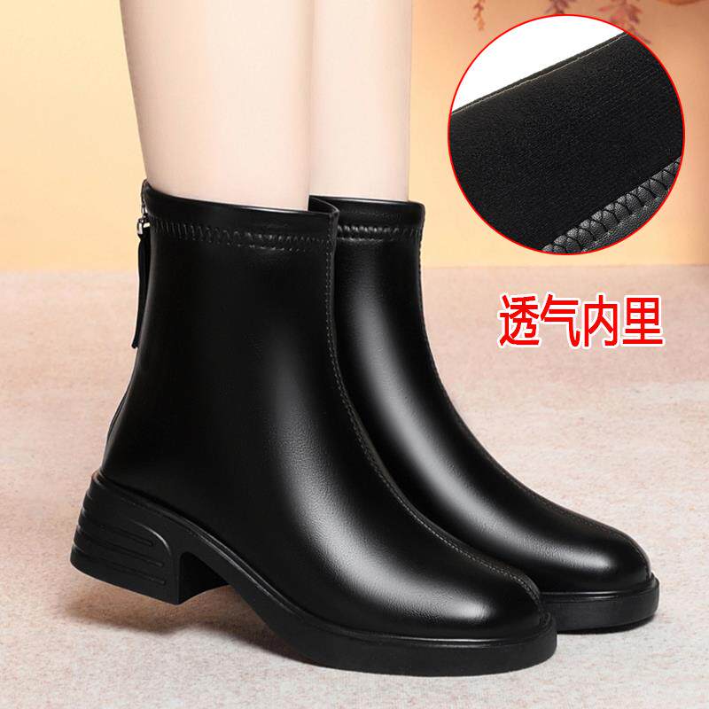 白色短靴子女粗跟厚底瘦瘦靴马丁靴加绒女靴子皮鞋女鞋秋冬1029h