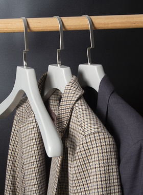 实木衣架灰色男士木质衣架子挂衣架加厚男衣架服装店衣撑定制衣架