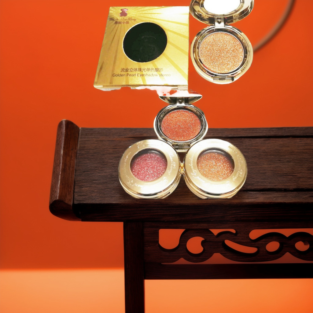 直供网红主推维妮小熊流金立体烛光单色一闪到底钻石眼影