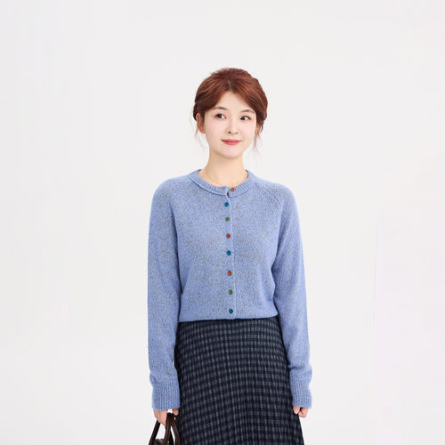 REST HEART 2025秋冬新品 圆领彩扣针织羊毛开衫上衣女