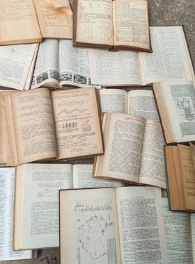 [home 2]Vintage deco!！复古旧书文艺外文古董书装饰摆件道具