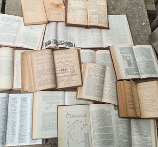 home 复古旧书文艺外文古董书装 deco 饰摆件道具 Vintage