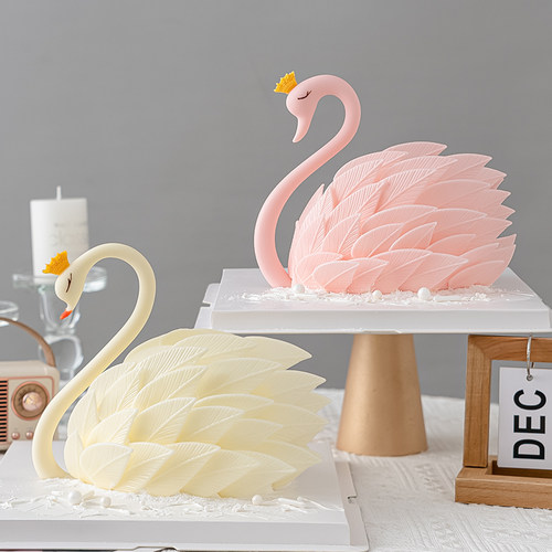 小天鹅巧克力烘焙蛋糕装饰摆件