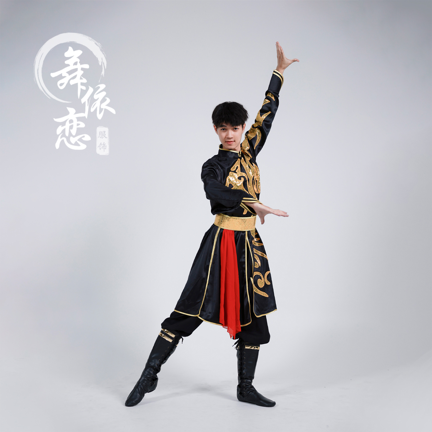 少数民族草原蒙古族男生舞蹈演出