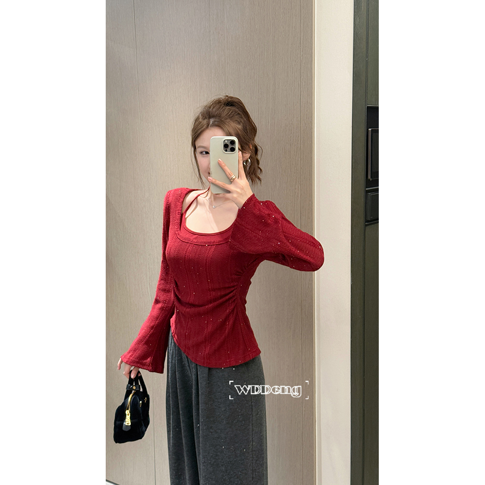 王等等【月落星河】2025秋冬原创镂空挂脖显瘦针织上衣U225D14906