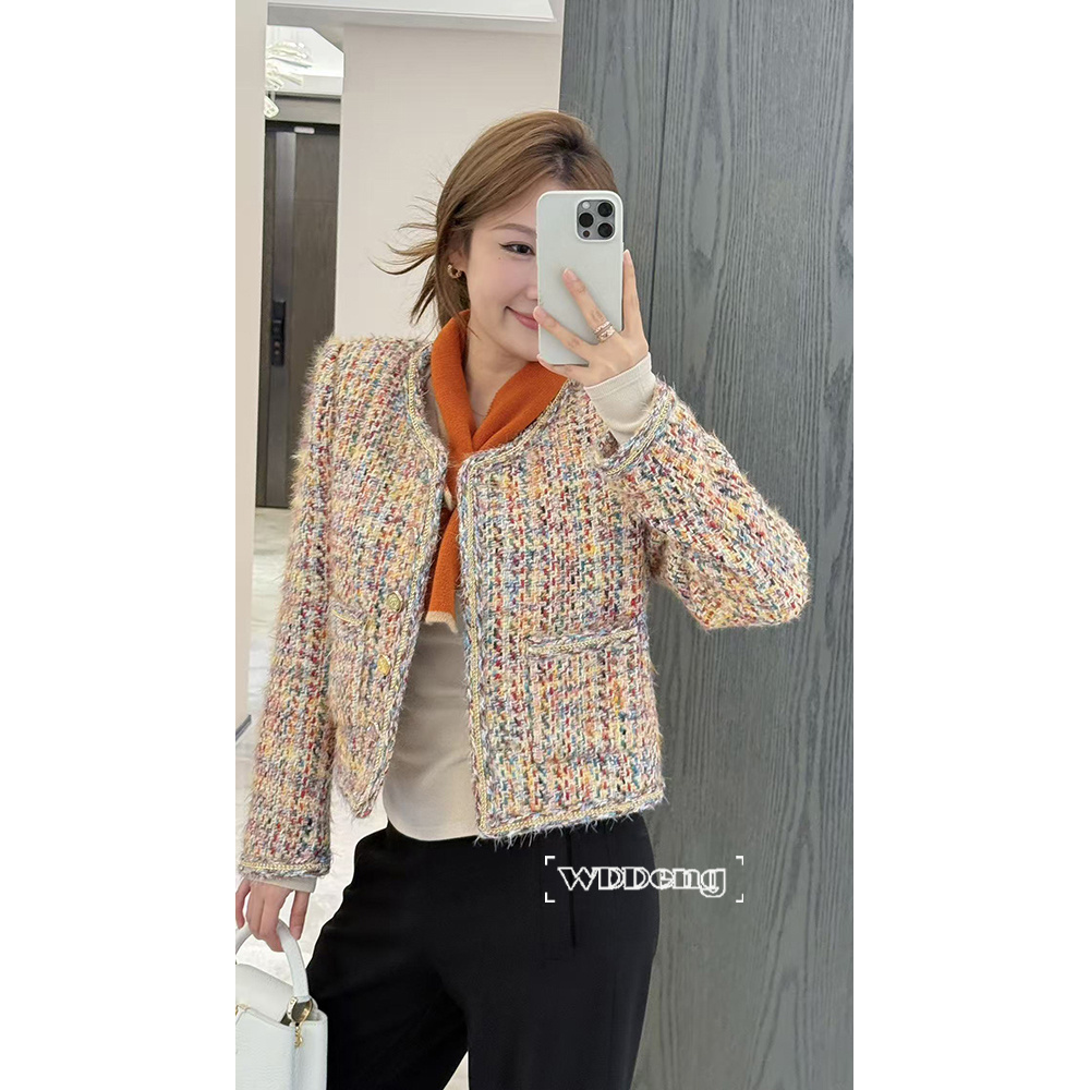 王等等【彩虹】2025秋冬原创款贵气彩纱小香风羊毛外套U225T18024