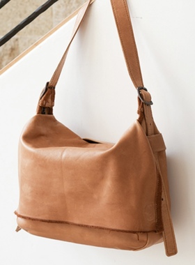 日本购直邮 genten 单肩斜挎包 马皮包A4 25/12