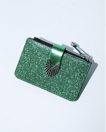 日本购直邮 TOGA PULLA 24AW unisex复古铆钉多功能钱包