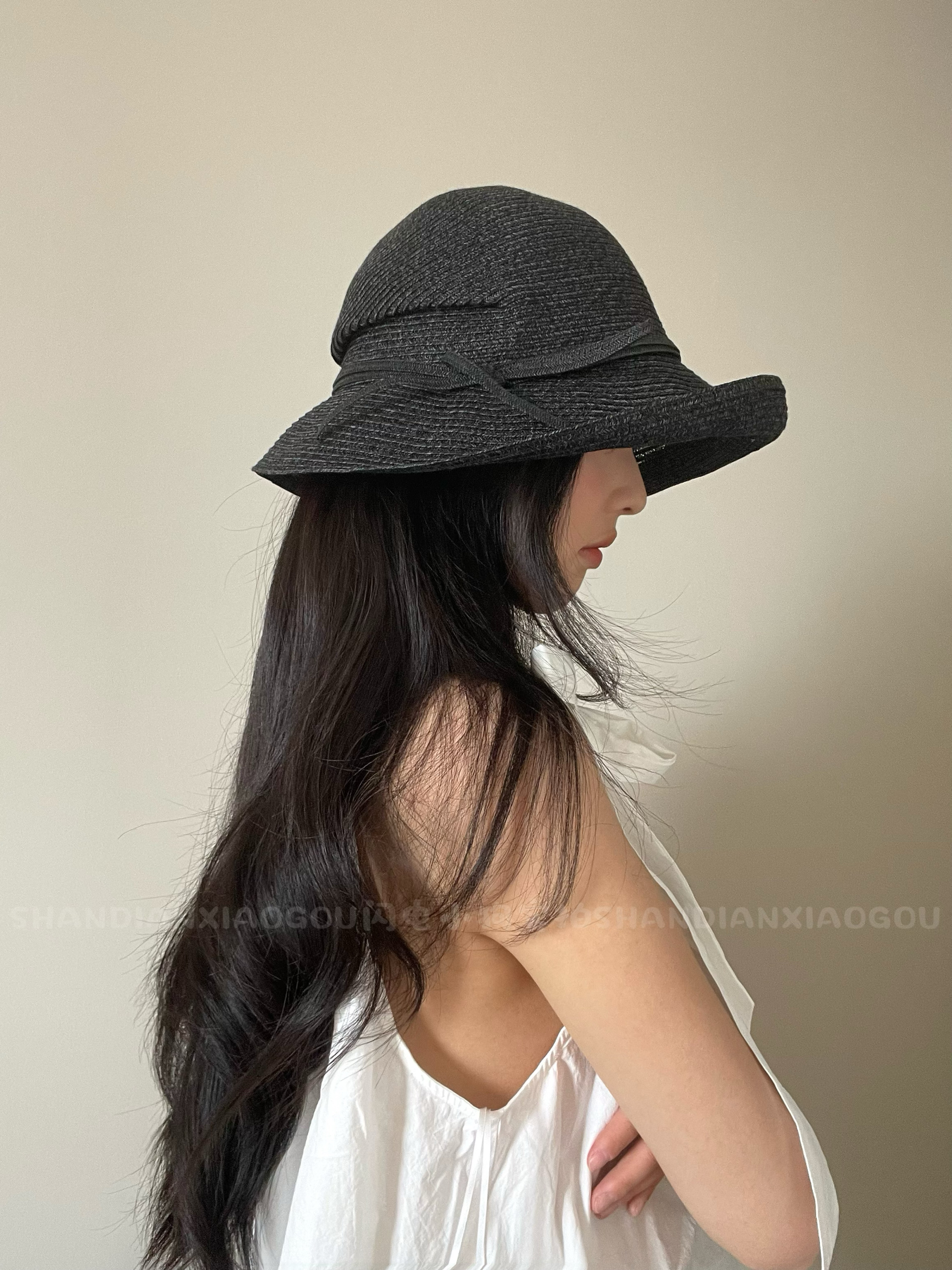 轻便型 草帽女夏遮阳帽赫本风太阳帽时尚凉帽折叠遮阳帽大沿