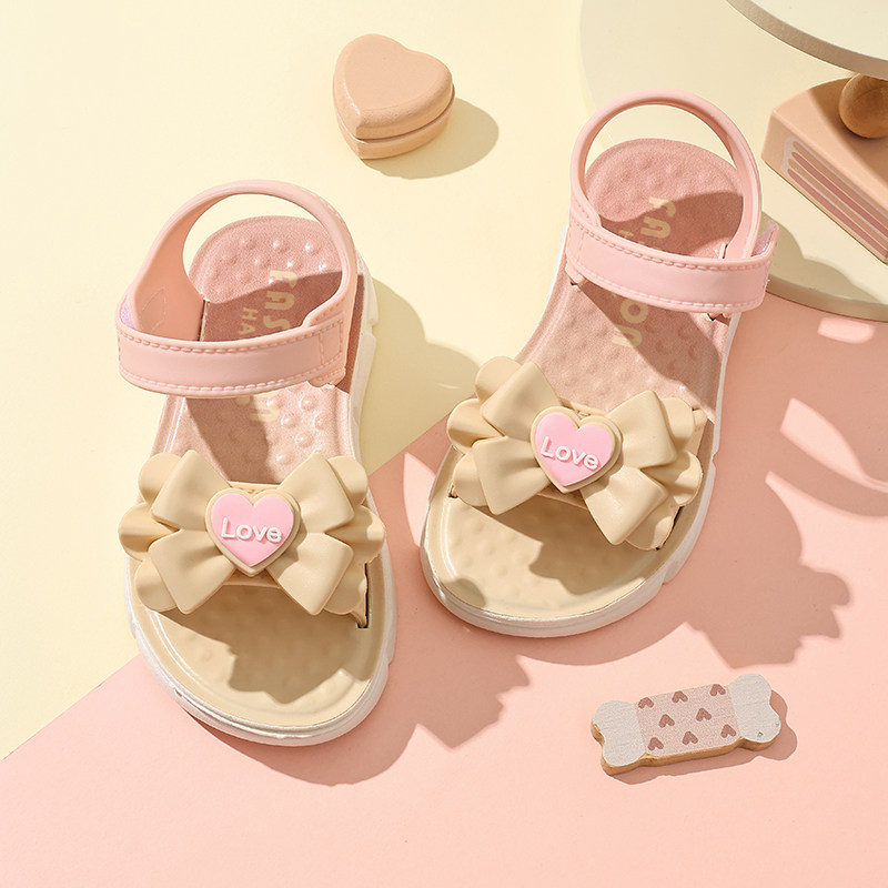 2026年新款儿童可爱凉鞋夏季女童软底公主宝宝防滑沙滩学生塑料鞋