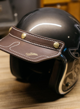 「福禄车库」手工制三扣通用摩托复古头盔真皮遮阳帽檐BELL适用