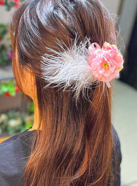 山茶花后脑勺抓夹甜美