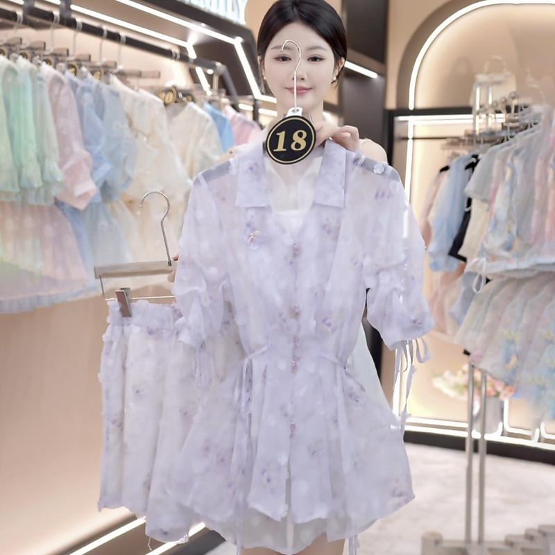 法式温柔时尚碎花上衣女2025夏季新款洋气别致减龄雪纺衫短裤套装
