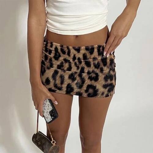 Leopard print hip hugging short skirt 超弹豹纹包臀半身短裙女