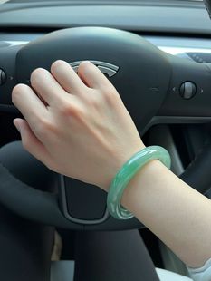 缅甸糯冰种浅绿手镯窄款美人条飘花玉镯子翡翠处理老坑老料满绿玉