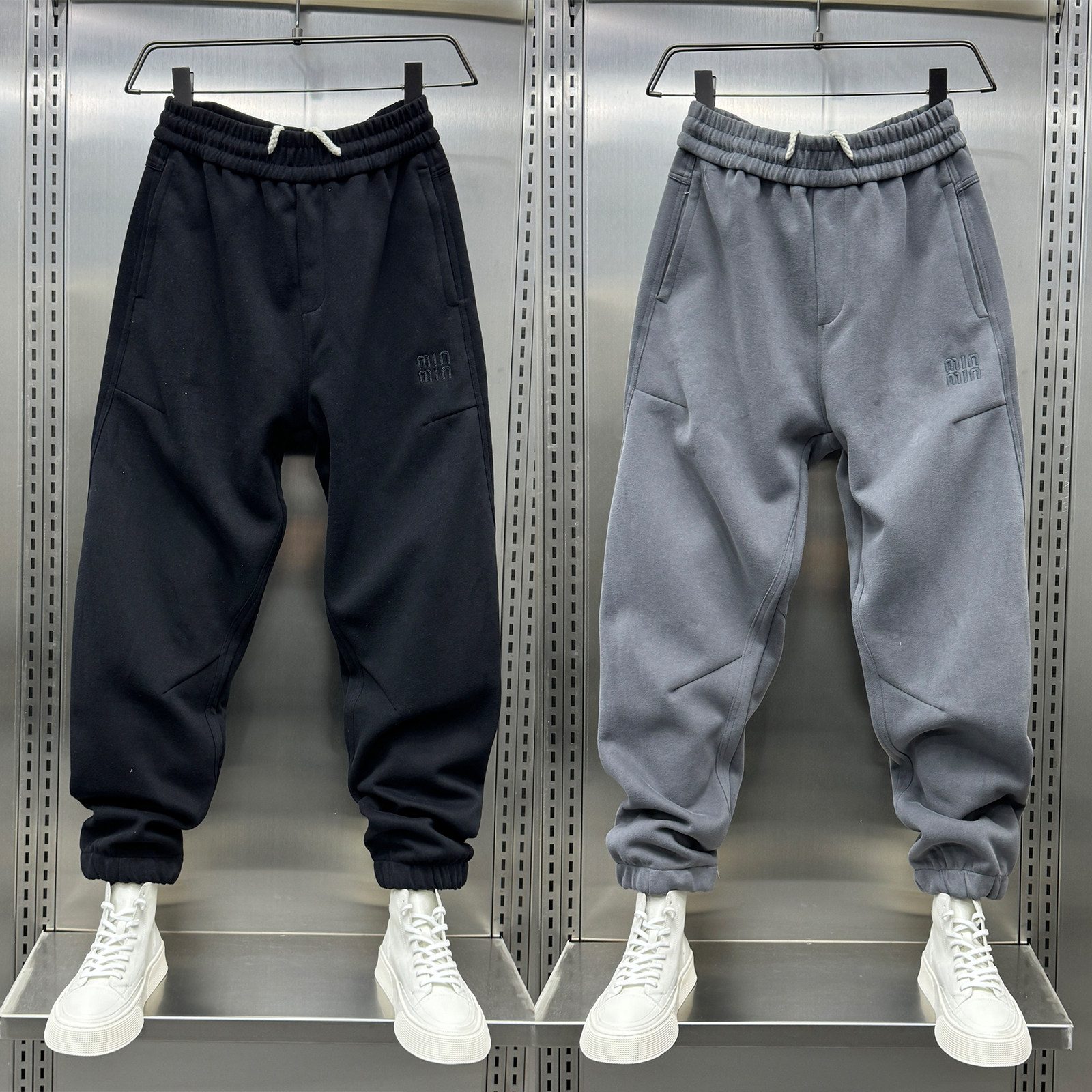 秋冬2025新款简约休闲裤男青年韩版潮流束脚运动裤痞帅纯色哈伦裤,男装,休闲裤,淘宝优惠券,粉丝福利购,淘宝优惠卷